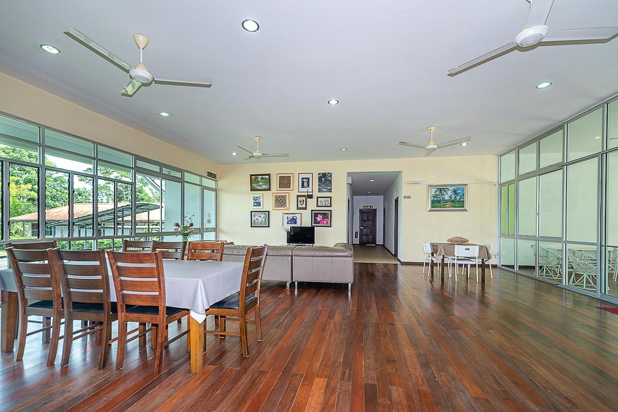 Eagle Wood Garden Hotel Membakut Luaran gambar